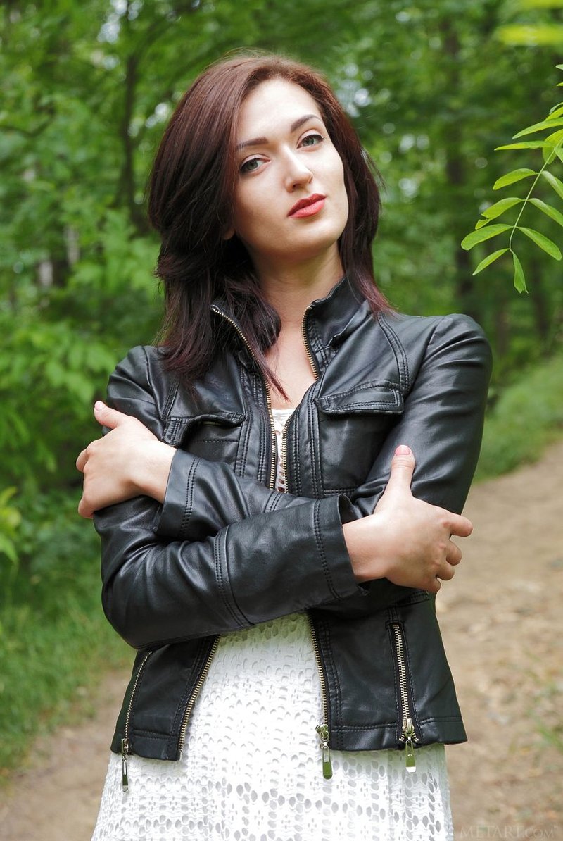Юния, 24